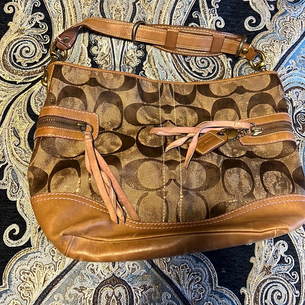 Coach shoulder bag